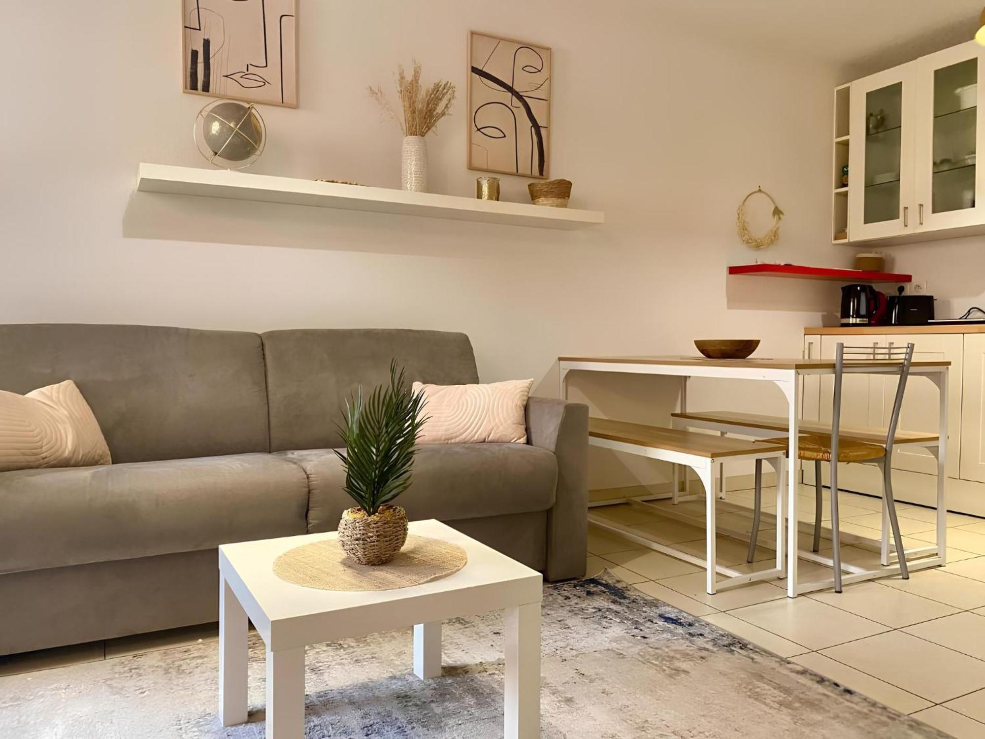 "L'Alhambra" Proche Gare Et Centre Apartman Menton Kültér fotó