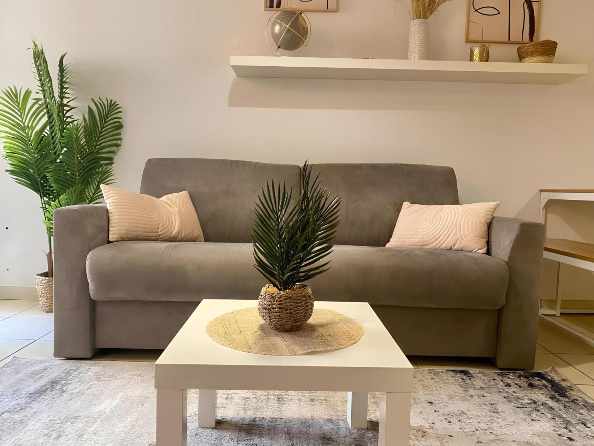 "L'Alhambra" Proche Gare Et Centre Apartman Menton Kültér fotó